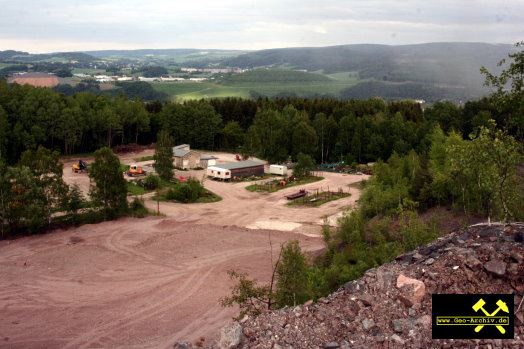Bereich und Halde der SDAG Wismut Schaechte 12, 256 - 309, Revier Aue-Schlema, Erzgebirge, Sachsen - 16. Mai 2009 (7).jpg